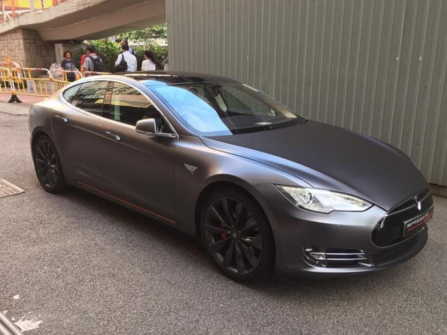  Tesla Model S P85+ by Impressive Wrap 2017 года  (JP) (фото 4 из 9)